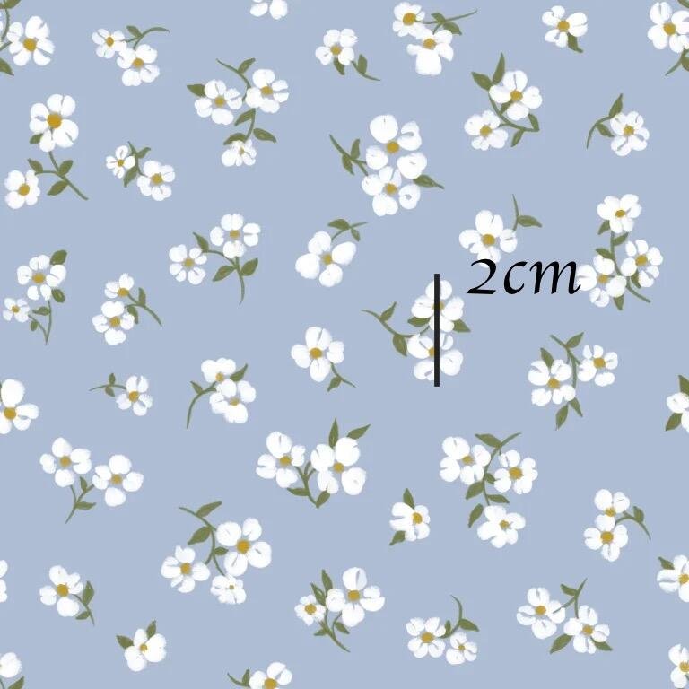 Petite_Flowers-white-cornflower--768x768.png