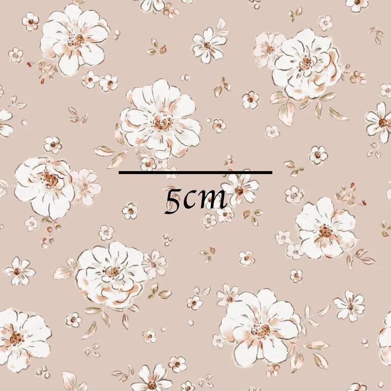 413-FloralVera-WarmBeige-30x30cm-768x768.jpg