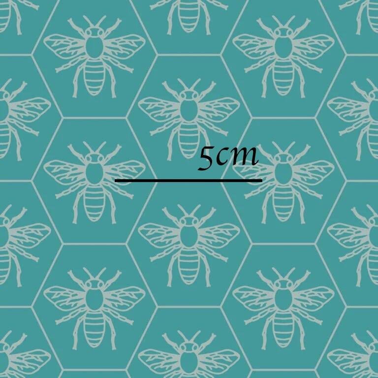 Bees_Knees_Quilt_Turquoise-768x768.jpg