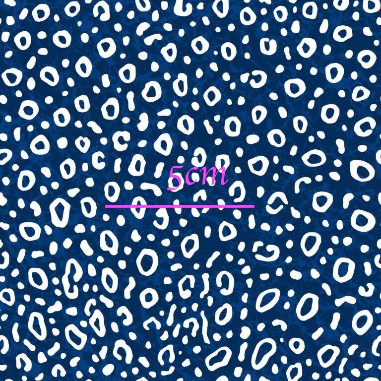 spotted-eagle-ray-blue-rapport-300ppp-3000px-768x768.jpg