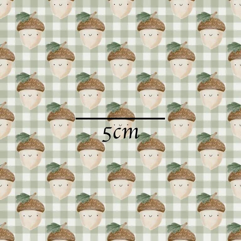 4small-acorns-pattern-fayebdoodles-768x768.jpg
