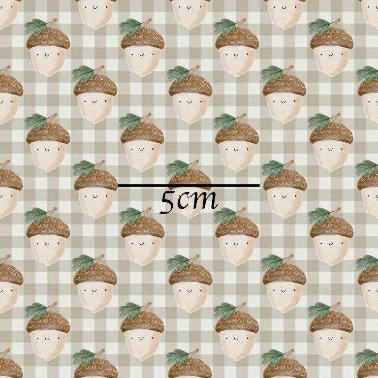 5small-acorns-pattern-fayebdoodles-768x768.jpg