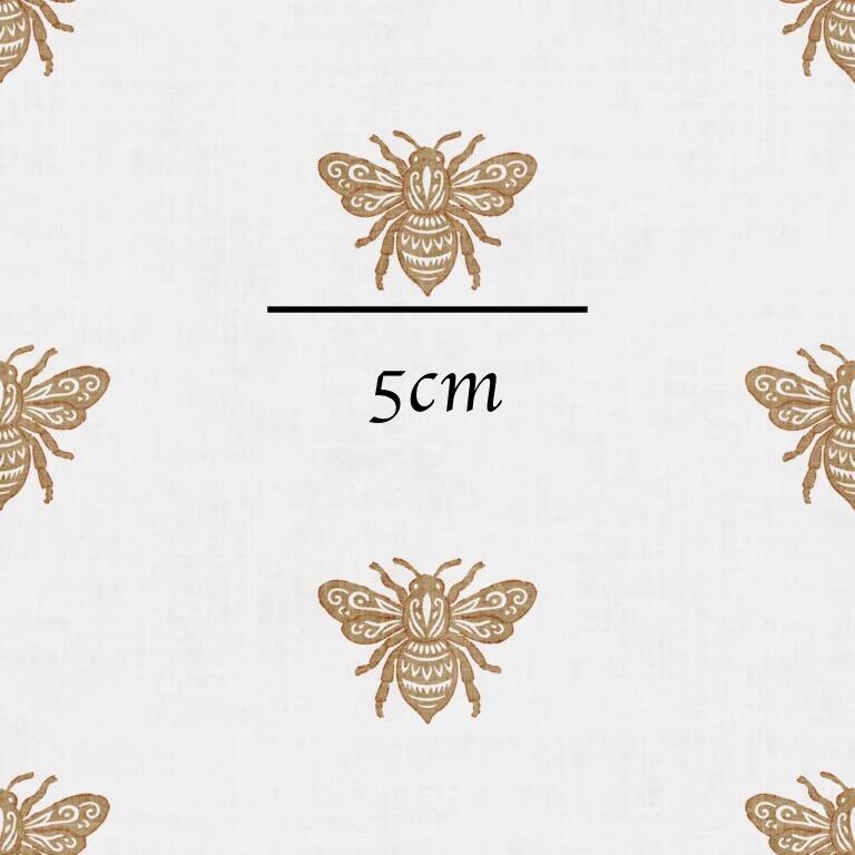 Rustic-Farmhouse-Textured-Ornate-Flying-Honey-Bees-In-Rust-Yellow-On-Cream-768x768.png